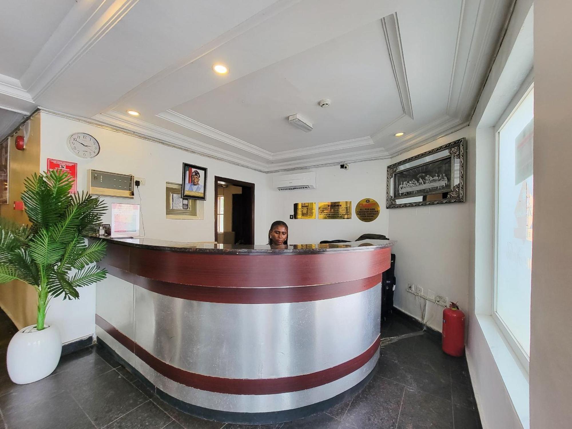 Hotel Presken K-One Ikeja Zewnętrze zdjęcie