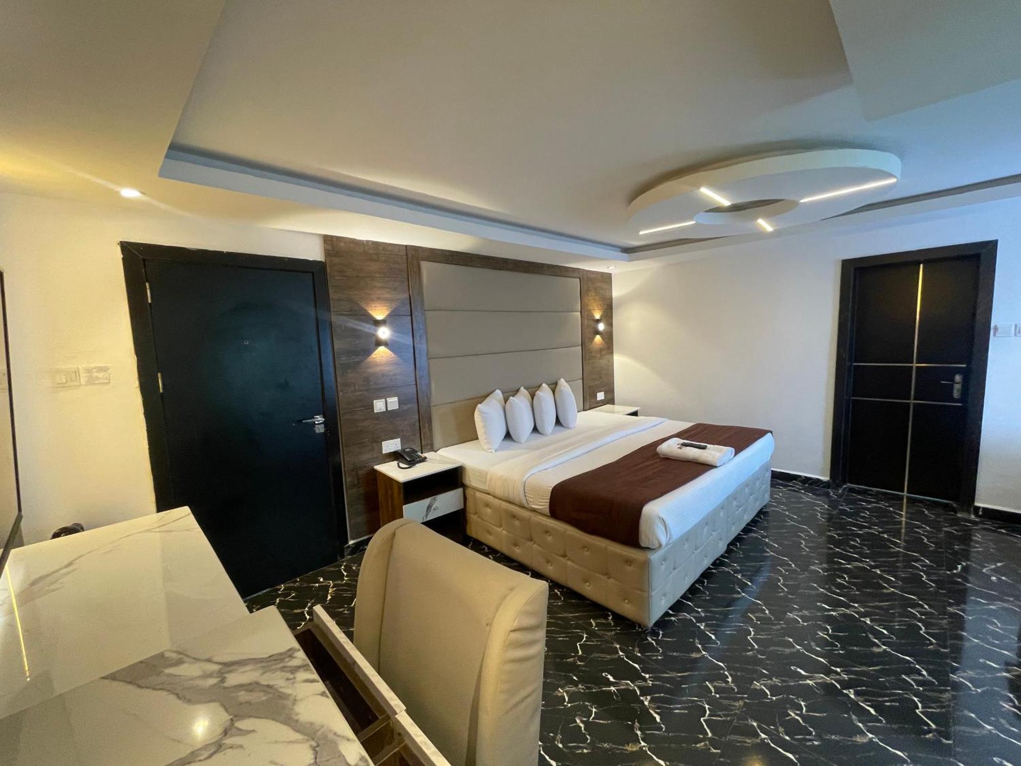 Hotel Presken K-One Ikeja Zewnętrze zdjęcie