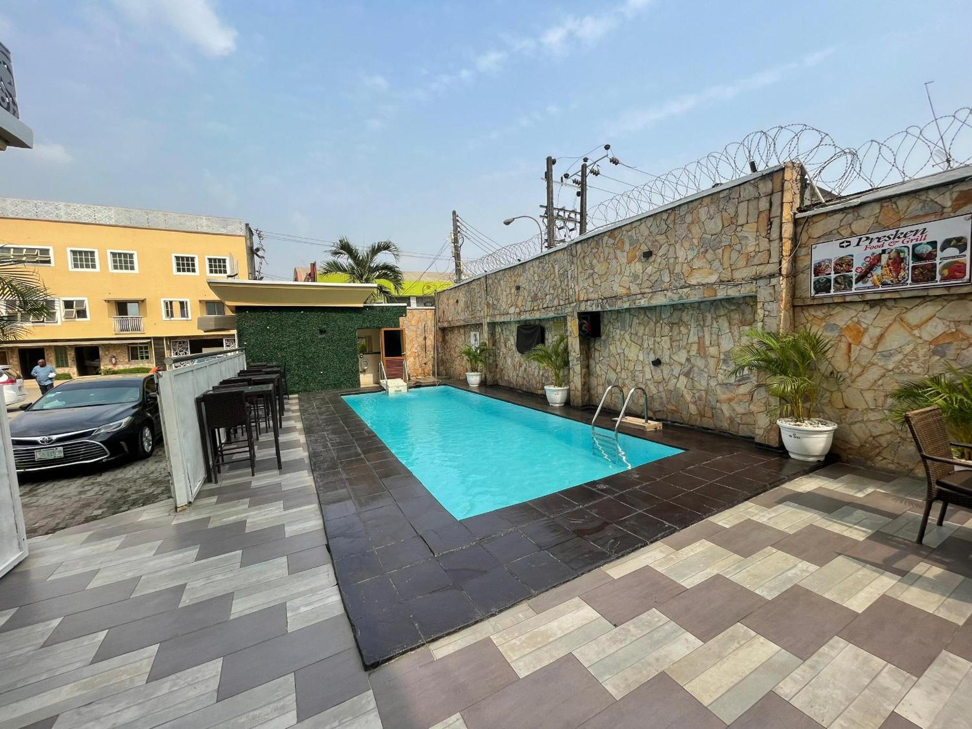 Hotel Presken K-One Ikeja Zewnętrze zdjęcie